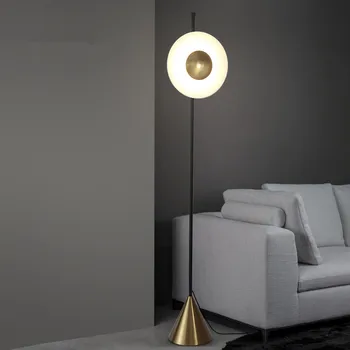 Скандинавски LED модерен лампиона Творчески стъклен под лампа Прожектор Дневна Спалня под лампа Прост оттичане лампа