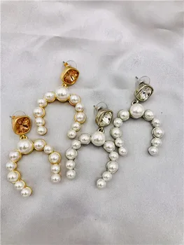 Европейските и американските бижута O серия перла кристални обеци под формата на подкова с два цвята